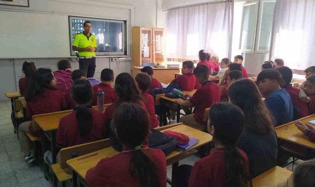 İlçede öğrencilere trafik eğitimi verildi