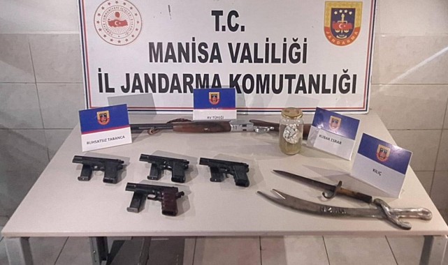 Manisa'da JASAT ekiplerinden uyuşturucu baskını