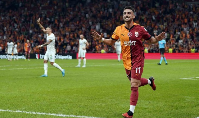 Trendyol Süper Lig: Galatasaray: 1 - Alanyaspor: 0 (İlk Yarı)