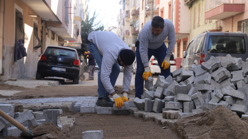 Turgutlu Belediyesi İlçede Çalışmalarına Devam Ediyor