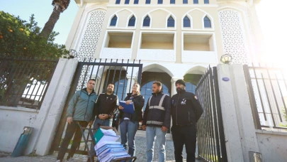 Meryem Ana Evi otoparkı için toplanan imzalar teslim edildi