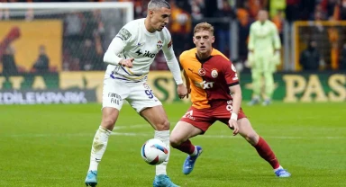 Trendyol Süper Lig: Galatasaray: 1 - Eyüpspor: 1 (İlk yarı)