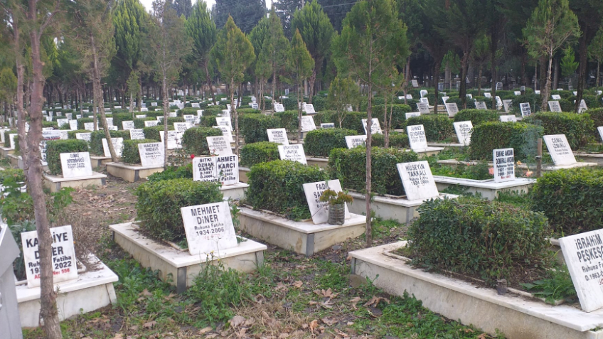 Turgutlu’da Yeni Mezarlık Temizlendi