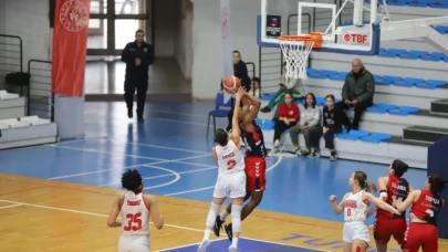 Lidya Garden City Turgutlu Belediyespor, Evinde Galip Geldi