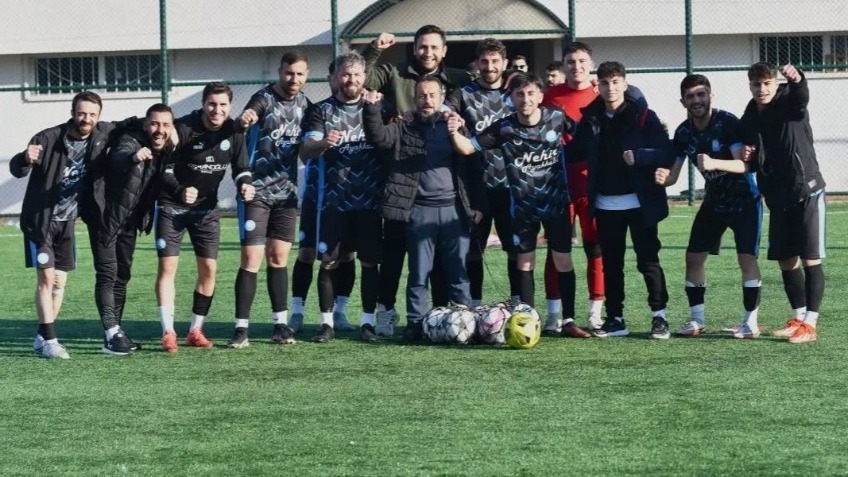 İmam Hatipliler Gençlikspor puan farkını açtı