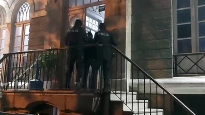 25 yılla aranan cinayet zanlısını İzmir polisi yakaladı