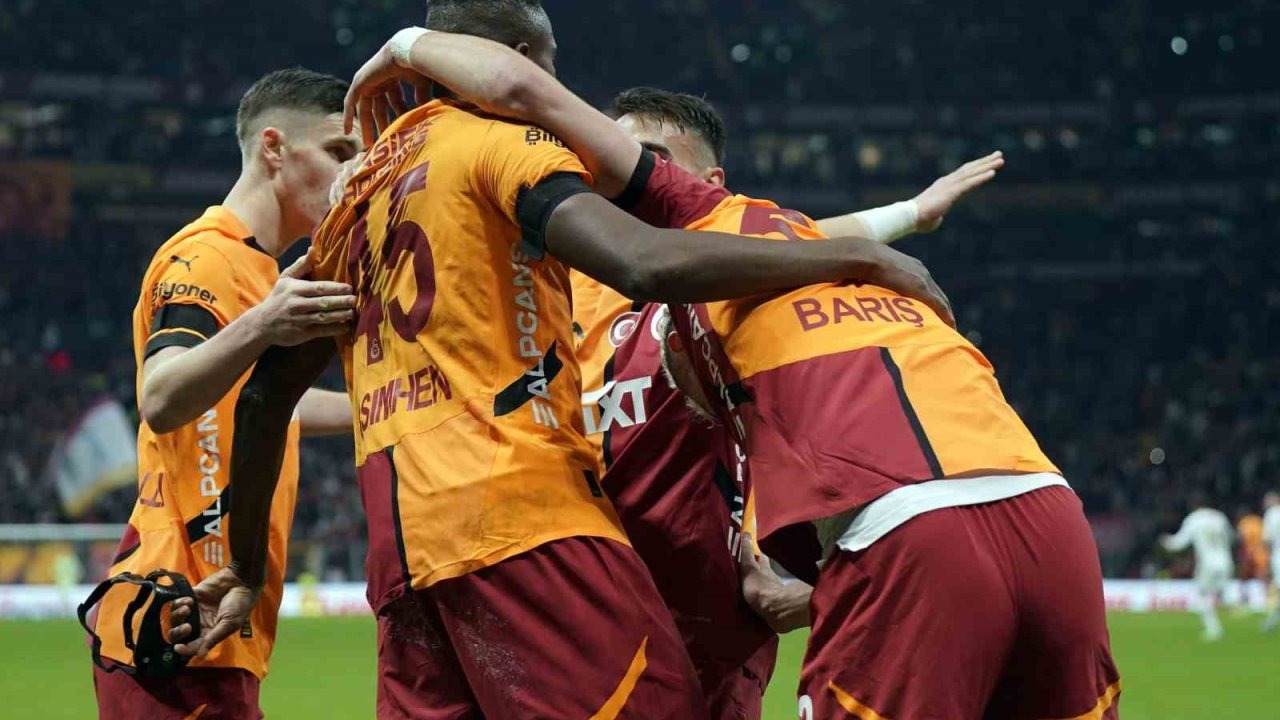 Galatasaray’da yenilmezlik serisini 26’ya çıkardı