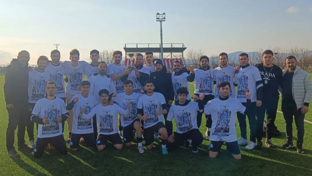 İmam Hatipliler Gençlikspor şampiyonluğunu ilan etti