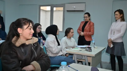 Manisa Büyükşehir Belediyesi’nden Üniversite Adaylarına Kariyer Rehberliği