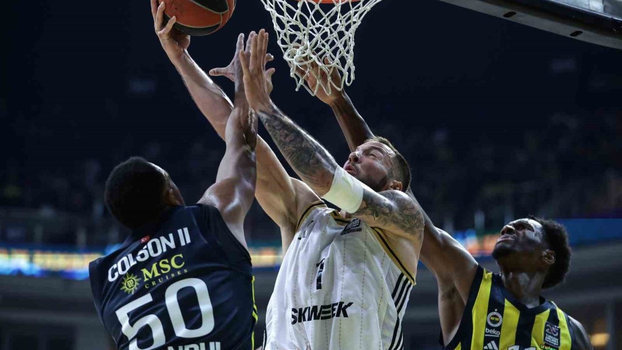 THY Euroleague’in 29. haftasında Türk takımları 2’de 2 yaptı