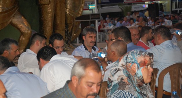 MHP’den vatandaşlara dev iftar yemeği