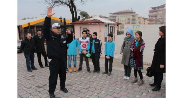 Okul geçit görevlisi de ceza yazabilecek