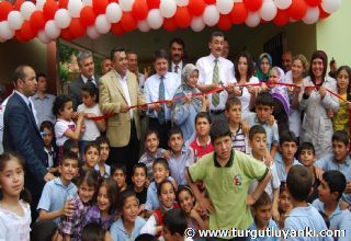 Vali Güvenç Turgutlu'da toplu açılışlar gerçekleştirdi